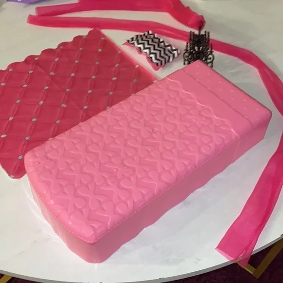 Barbie bed pink silver blanket black white pillow black chandelier pink drapes‌ - Picture 8 of 14